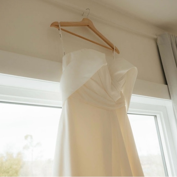 Dramatic A-Line Off-Shoulder Wedding Dress - Picture 5 of 6